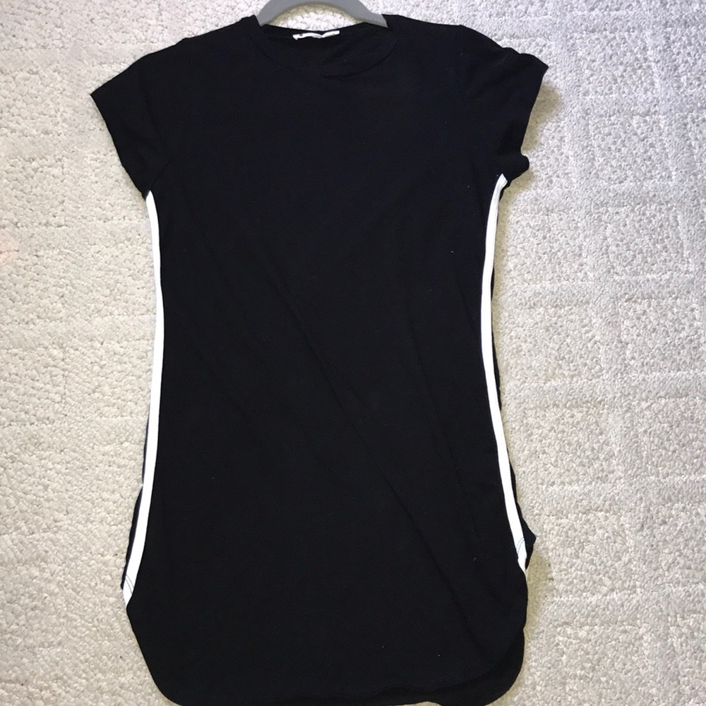 Black dolphin hem dress!